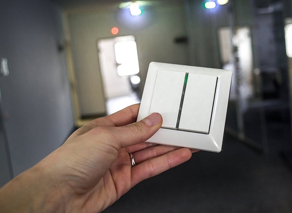 Hueblog: Funktaster Lighting Switch von Dresden-Elektronik im Test: Klassischer Lichtschalter für Philips Hue