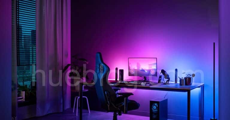 Hueblog: Philips Hue wird Gradient Lightstrip für PC-Monitore starten