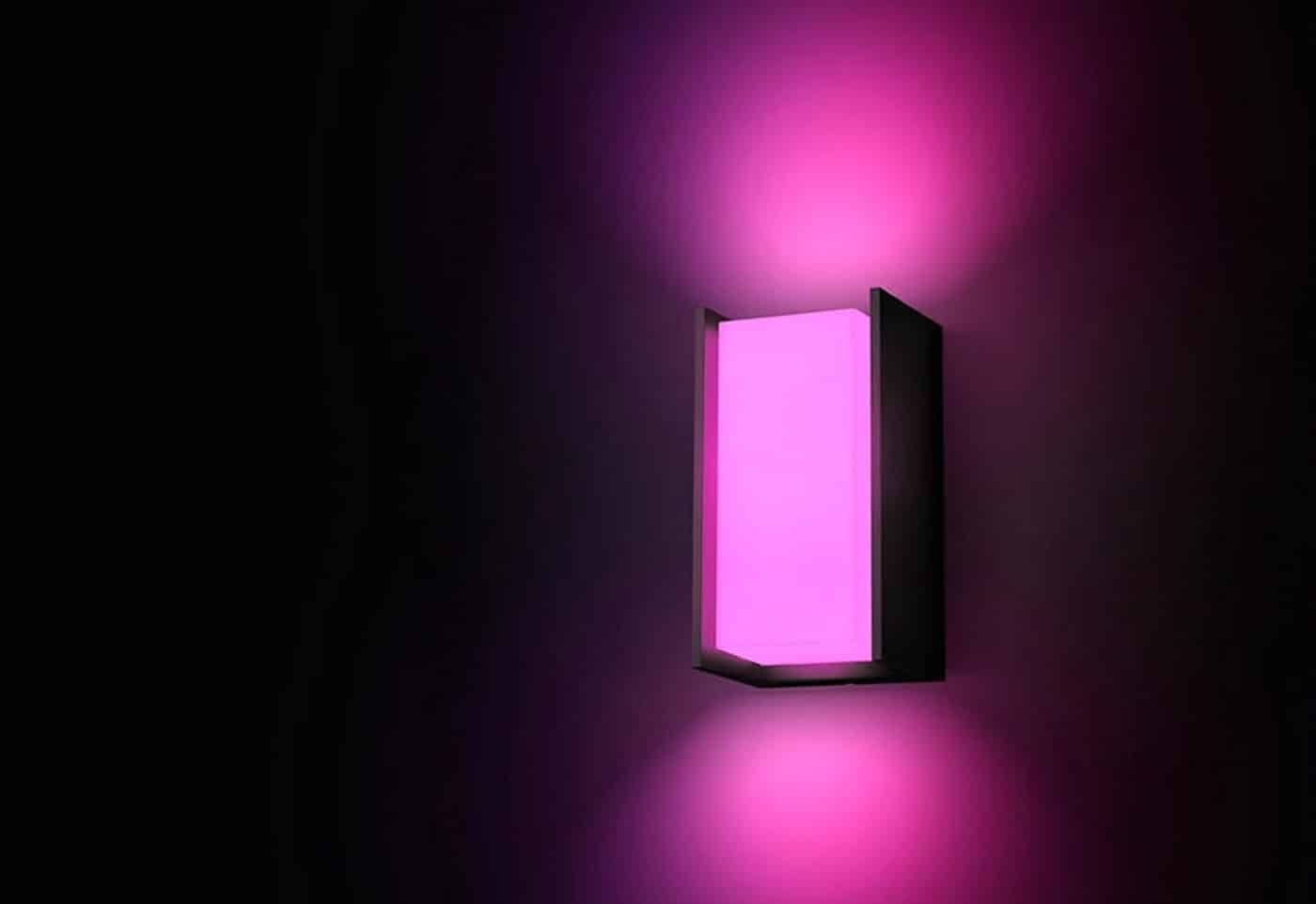 Hueblog: Philips Hue Turaco: Außenleuchte bald mit farbigem Licht